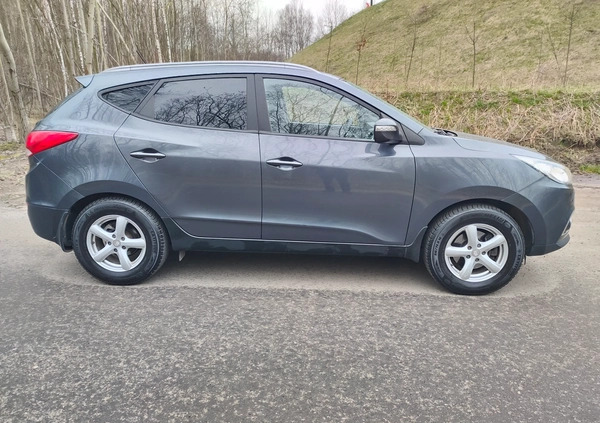 Hyundai ix35 cena 36900 przebieg: 178886, rok produkcji 2010 z Świętochłowice małe 529